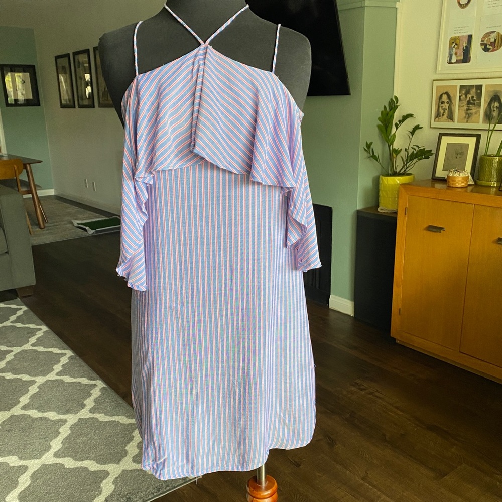 Breezy, Flutter top mini dress